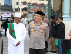 Kapolda Sumut Irjen Pol Agung Setya Tiba di KNIA dan Tunaikan Salat di Masjid Raya Al Mashun