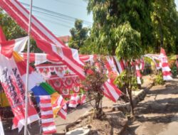 Jelang Hari Kemerdekaan RI Pedagang Bendera Ramai Hiasi Jalanan