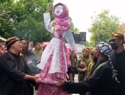 “Brendung”, Boneka Mistis Dipercaya Dapat Mendatangkan Hujan