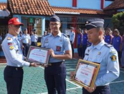 Rutan Kelas IIB Pemalang Berikan Penghargaan Bagi Pegawai Teladan