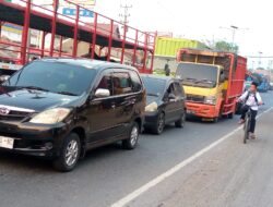 Kemacetan Panjang Akibat Perbaikan Jalan Jalur Comal – Petarukan