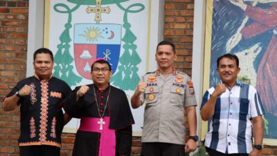 Kapolres Tapteng Silaturahmi ke Kantor Keuskupan Sibolga