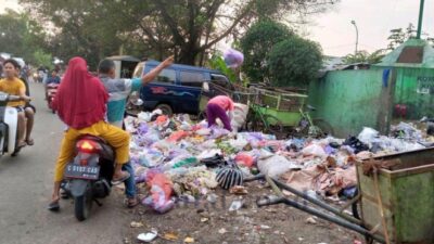 Dibutuhkan Kesadaran Kebersihan Lingkungan Bagi Pedagang Kaki Lima
