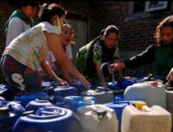 Dampak El-Nino Sejumlah Tempat Kesulitan Air Bersih di Pekalongan