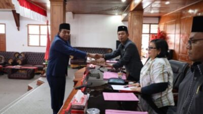 Bupati Taput Sampaikan Nota Keuangan Rancangan Perubahan APBD TA 2023