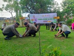 Kapolres Nias Selatan Bersama Forkopimda Lakukan Penanaman Pohon