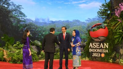 Jokowi Sambut Delegasi Tamu KTT ASEAN Pakai Nuansa Hutan Hujan Tropis