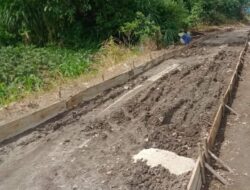 Proyek Rabat Beton di Sitampurung Tanpa Plang