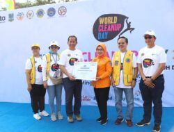 Walikota Jakut Hadiri Kegiatan Hari Bersih-Bersih Sedunia