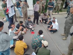 Massa Aksi JAM Desak Pemkab Labuhanbatu Tertibkan Sarang Burung Walet
