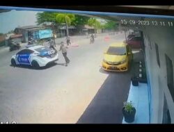 Adegan Kejar-kejaran Antara Pengemudi Mobil dan Polisi