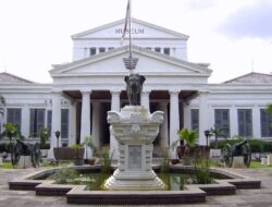 Polisi Sulit Bedakan Artefak dengan Puing Kebakaran Museum Nasional