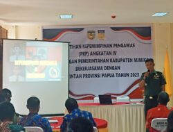 Kasdim 1710/Mimika Beri Materi Etika & Kepemimpinan Pancasila