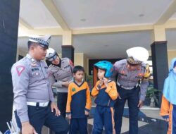 Polres Pekalongan Digeruduk Puluhan Siswa SD