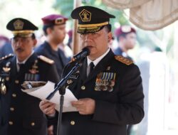 Dirjenpas Pimpin Upacara Pemakaman (alm) Handoyo Sudradjat