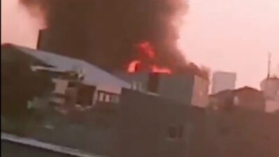 Api Melahap Hunian Padat Penduduk di Kemayoran