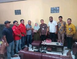 Istri ABK Korban Kecelakaan Laut Terima Asuransi dan Santunan