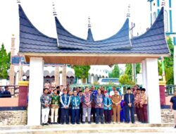 Tim Penilai Tahap Akhir Desa Anti Korupsi di Desa Pulau Gadang Kampar