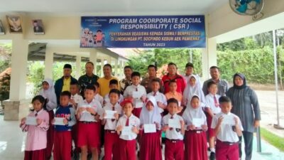 382 Siswa Berprestasi Terima Beasiswa dari PT Socfindo