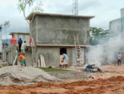 Pekerja Proyek di Sibolga Abaikan K3