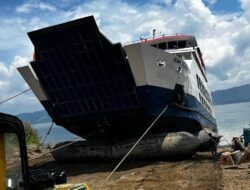Jelang Nataru, PT ASDP Lakukan Perawatan Pada 5 Kapal di Danau Toba