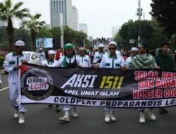 Aksi Massa Tolak Konser Coldplay, Bentrok dengan Brimob di GBK