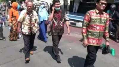 Para Korban Arisan Bodong Motor PCX Datangi Mapolres Pekalongan