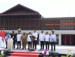 Jokowi Resmikan Dua Bandara Baru di Papua