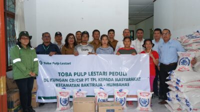 Korban Banjir di Bakti Raja Mendapat Bantuan Dari PT TPL