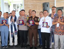 Wartawan Ikuti UKW Angkatan 63 PWI Bona Pasogit di Kabupaten Toba