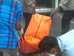 Nyalip Bus, Sepeda Motor Hantam Tumpukan Material Satu Orang Tewas