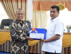 Pj Bupati Tapteng Sampaikan Ranperda APBD TA 2024