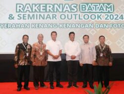 Walikota Batam Buka Seminar Kompartemen BPR Syariah & Seminar Outlook 2024