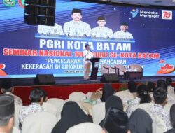 Seminar Nasional 1000 Guru se-Kota Batam