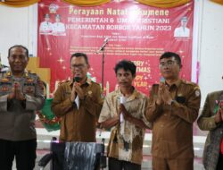 Bupati Toba Serahkan Bantuan Alat Disabilitas di Natal Oikumene Kecamatan Borbor