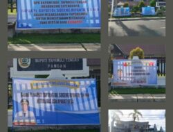Kantor Bupati Tapteng Dibanjiri Papan Bunga Atas Kinerja Pj Bupati Tapteng