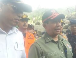 Diperintah Presiden, Kepala BNPB Pusat Tinjau Lokasi Longsor di Baktiraja