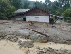 7 Rumah Warga di Taput Rusak Diterjang Banjir