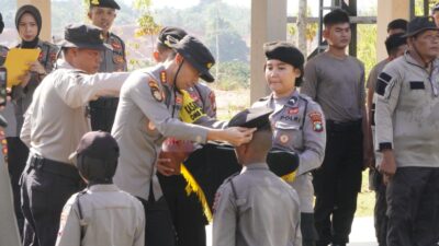 234 Bintara Remaja Polri Terima Pembaretan di Polda Kepri