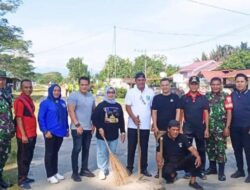 Wabup Labuhanbatu Jumat Bersih di Kecamatan Rantau Utara