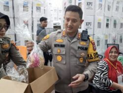 Bentuk Kepedulian, Kapolres Bengkalis Bagikan Booster Extra Fooding Kepada Petugas PPK