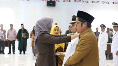 Wabup Madina Lantik 75 Pejabat Eselon III dan IV