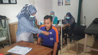 Pemeriksaan Kesehatan WBP dan Petugas Warnai HBP ke-60 di Rutan Pemalang