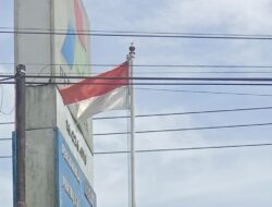 SPBU Muara Nibung Kibarkan Bendara Merah Putih Kusam dan Robek