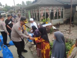 Disela Kegiatan Off-road, Kapolres Madina Berbagi Sembako ke Fakir Miskin & Duafa