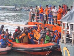 Kapal Wisata Terbalik, Korpos Basarnas Sibolga Sebut 59 Selamat, 3 Meninggal