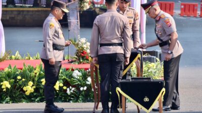 Wakpolda Metro Jaya dan Sejumlah Pejabat Utama Serta 2 Kapolres Resmi Diganti