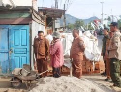 Sidak Bangunan di Pandan, Sekdakab Tapteng Himbau Urus IMB