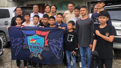 Tokoh Olahraga Labuhanbatu, Asrol Aziz Lubis Lepas Atlit Taekwondo Labuhanbatu Ikuti Event PON & Kejurnas Open Menpora RI Cup