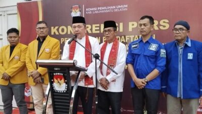 Pasangan Cabup-Cawabup Gandhi-Naga Pendaftar Pertama di KPU Labusel